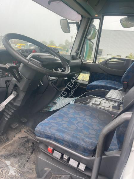Camion Iveco 180E25