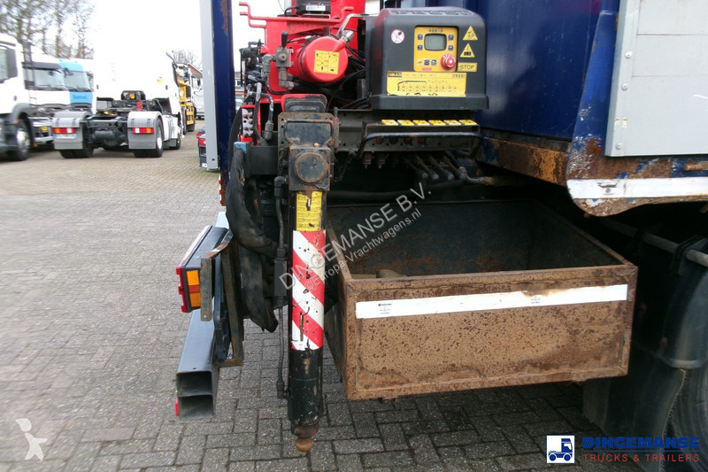 Lastbil Mercedes 2529 6x2 RHD + Fassi F110 crane