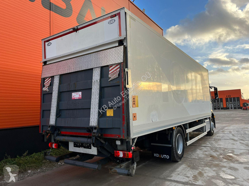 Kamion Mercedes 1827 4x2 BOX L=7560 mm
