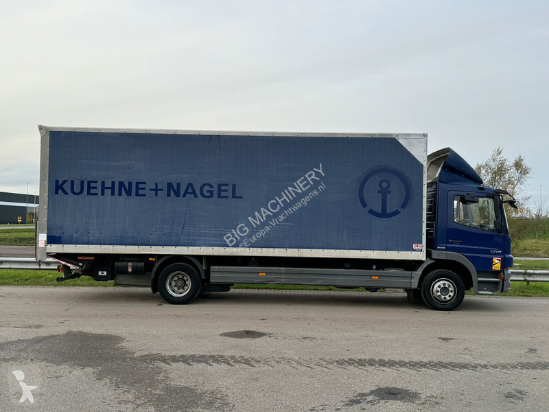 Kamion Mercedes 4x2 Cargo Truck EURO5
