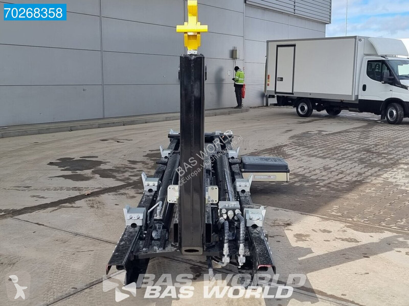 Lastbil  Hyva 20-65 S Hooklift 8X4 HYVA 20-65 S...