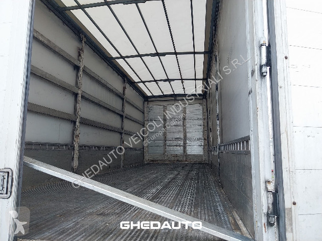 Kamion Scania SCANIA - SCANIA 124L A4X2 -