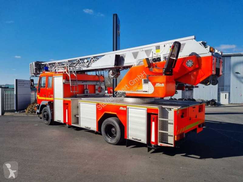 Kamion MAN LC Metz DLK 23-12 Feuerwehr Drehleiter