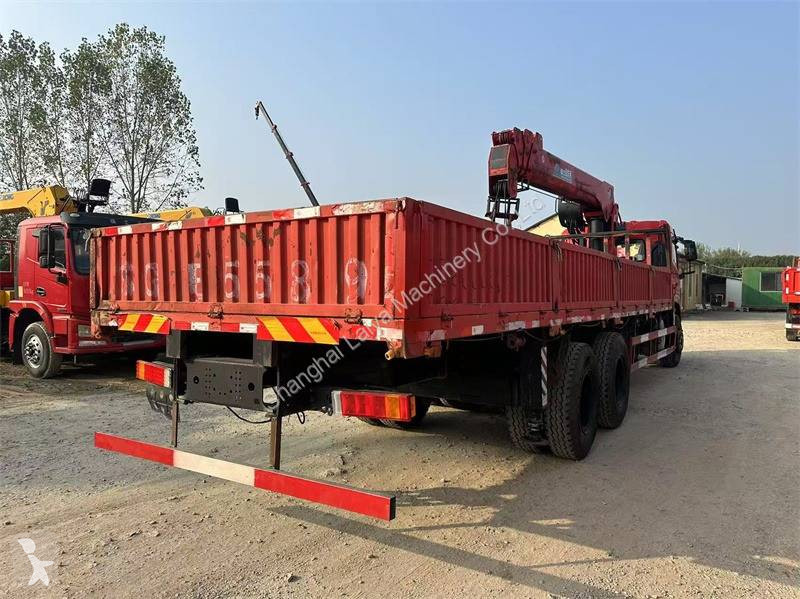 Kamion XCMG 14 TONS