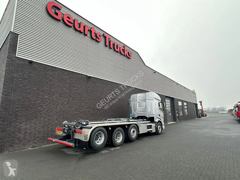 Kamion DAF 530 8X2 TRIPLE VDL S-30-6700...