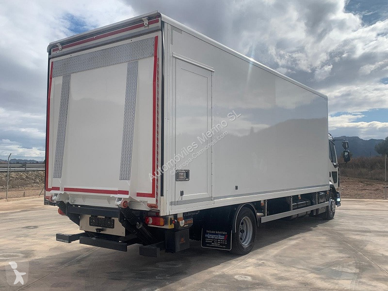Camion Renault D 12.210