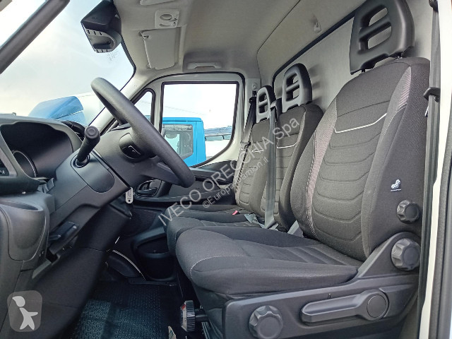 Kamion Iveco DAILY 70C18HA8/P