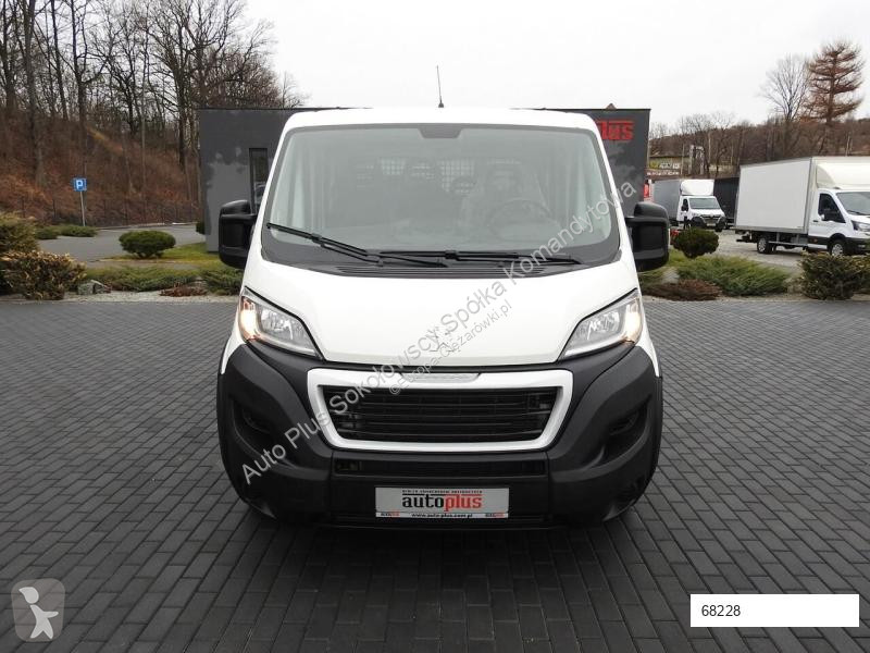 Véhicule utilitaire Peugeot BOXER SKRZYNIA...