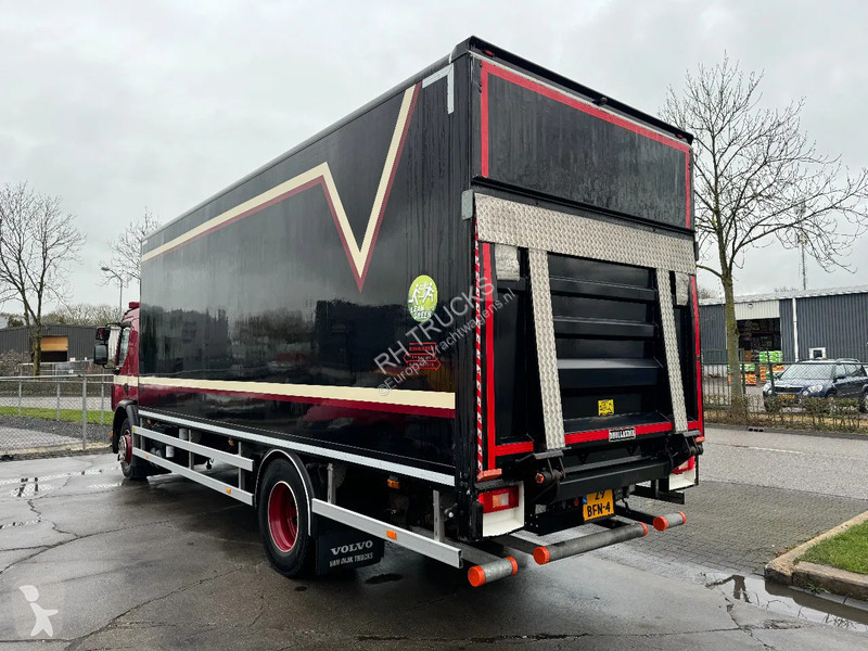 Kamion Volvo 280 4X2 BOX DHOLLANDIA LIFT TÜV...