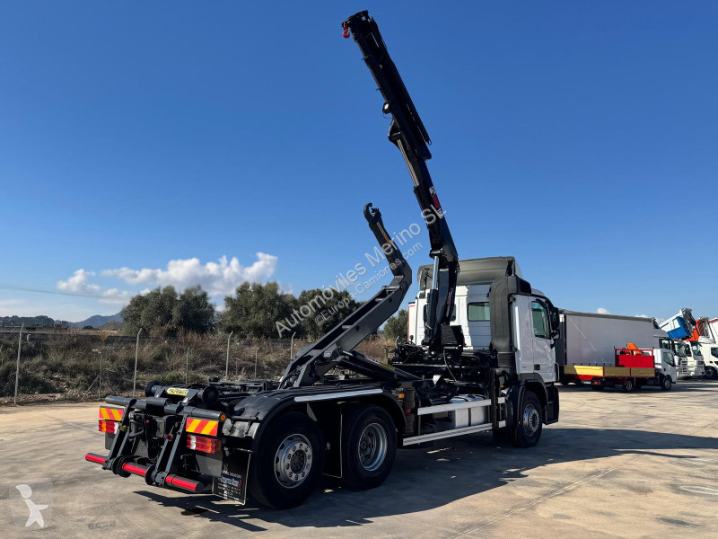 Camion Mercedes ACTROS 2541