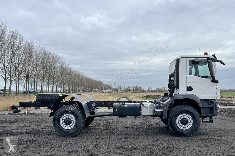 Kamion MAN 18.250 BB CH Chassis Cabin (17 units)
