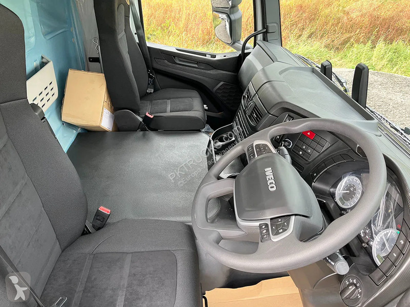 Kamion Iveco T-Way AD380T43WH-4200 AT Chassis...