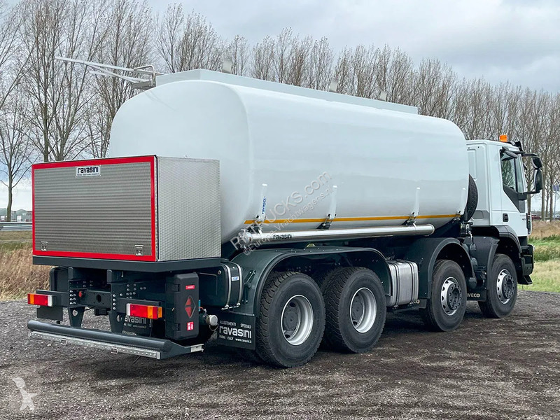 Camião Iveco 410T42 Fuel Tank Truck (2 units)