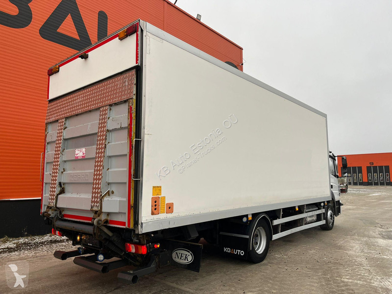 Kamion Mercedes 1527 4x2 LUMIKKO / BOX L=7471 mm