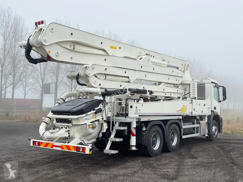 Kamion Mercedes 3340 Concrete Pump 38 Mtr