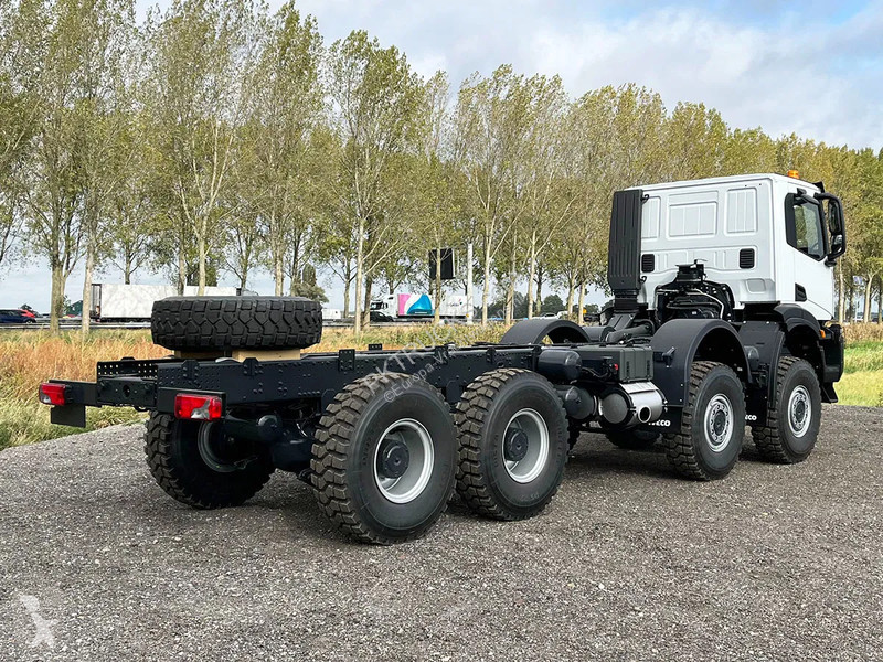 Camion Iveco T-Way AD410T47WH-5020 AT Chassis...