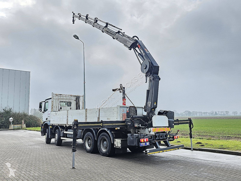 Kamion Mercedes AROCS 3 HIAB 232ES5