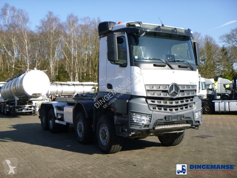Camion Mercedes 4545 8x8 AJK container hook 25 t