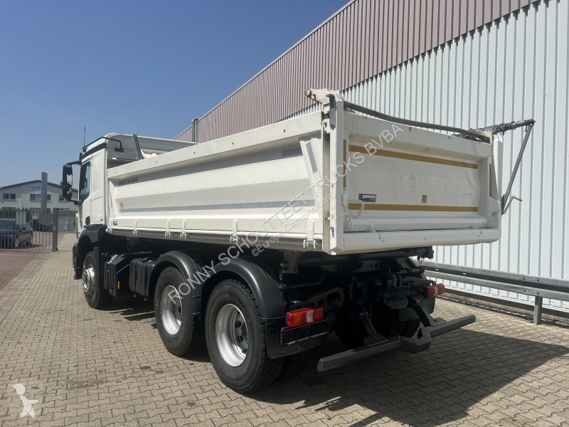 Vrachtwagen Mercedes Arocs 2643 K 6x4 Arocs...