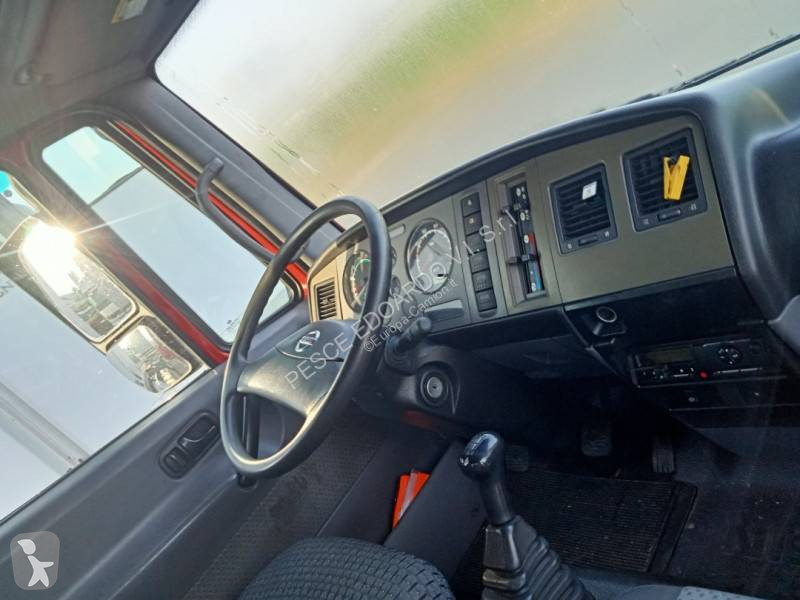 Camion Nissan