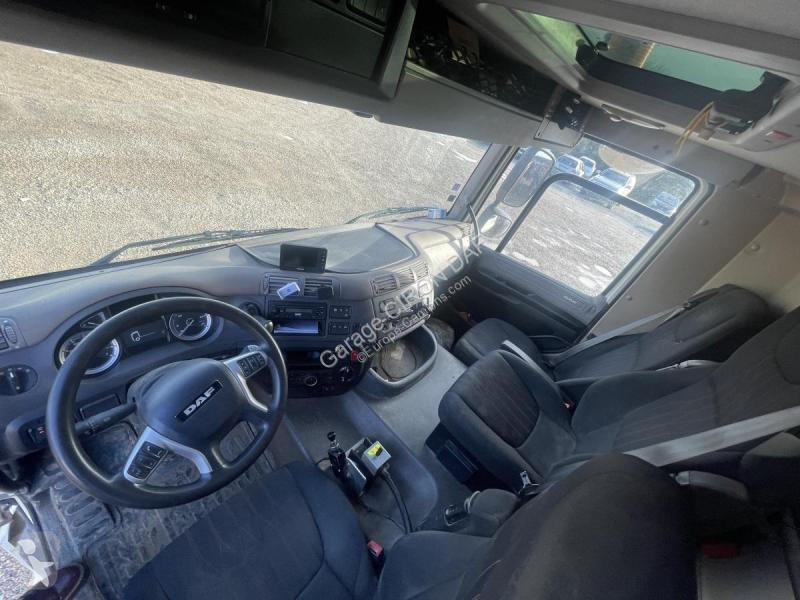 Camion DAF 410