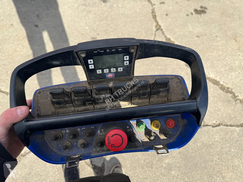 Camion MAN 35.440 8X2 - EURO 4 + HMF 2620K-RC...