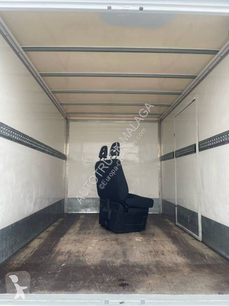 Camion Nissan