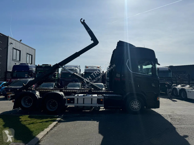 Kamion Scania R580 V8 6X2 VD HOOK 20T RETARDER...