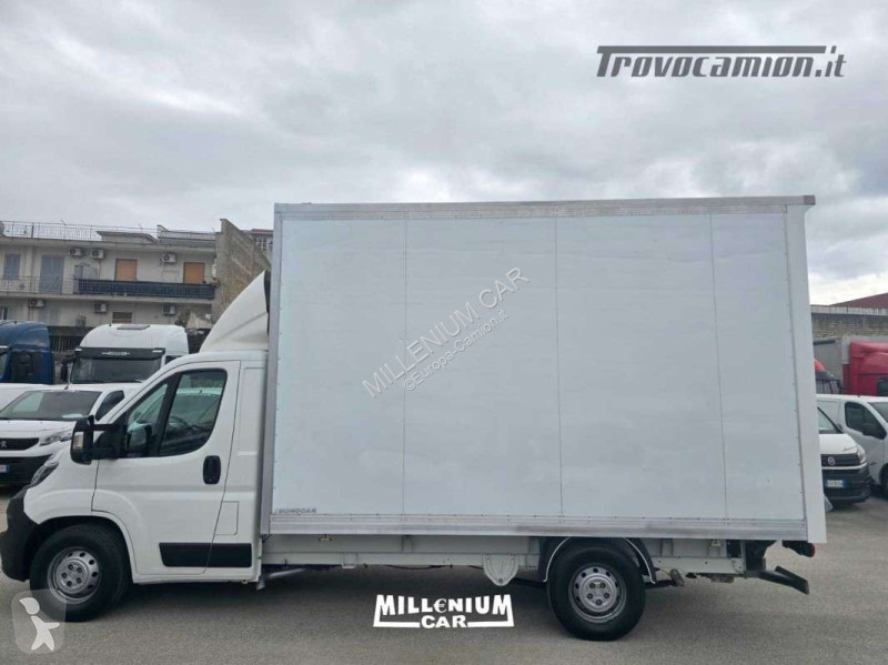 Veicolo commerciale Peugeot 2021 FURGONE 4,40...