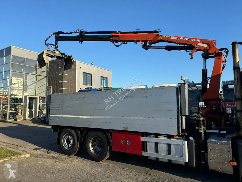 Kamion Volvo 330 6X2 - EURO 5 + ATLAS 126.3E A2...