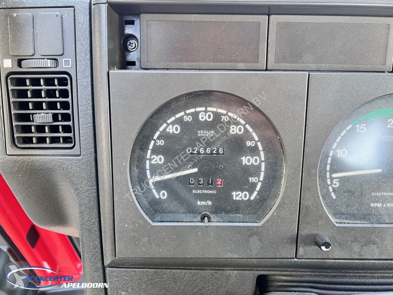 Kamion Iveco 120E23 Camiva Epas 25, 26000 km!