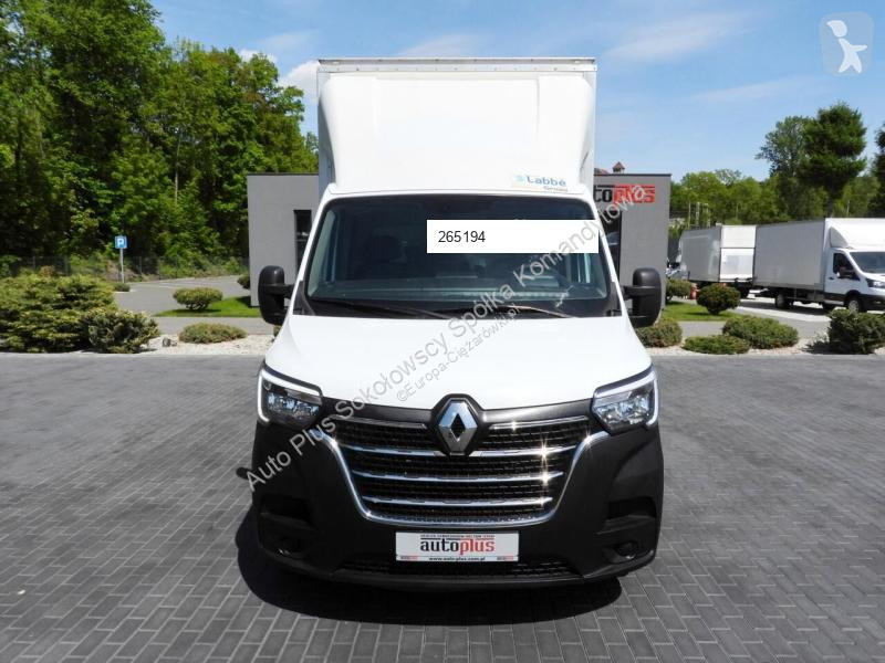 Camion Renault MASTER  KONTENER WINDA 8 PALET...