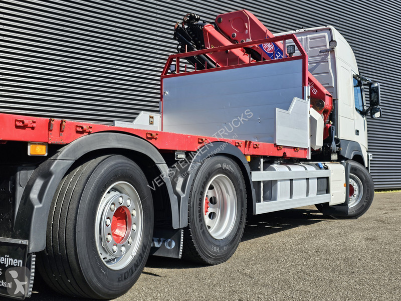 Kamion Volvo 500 / 6x2 / HMF 32TM / KRAN / CRANE