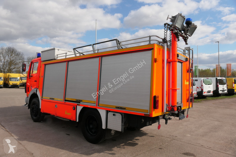 Camion Mercedes 1019 AF Rüstwagen 4x4 TOP ZUSTAND