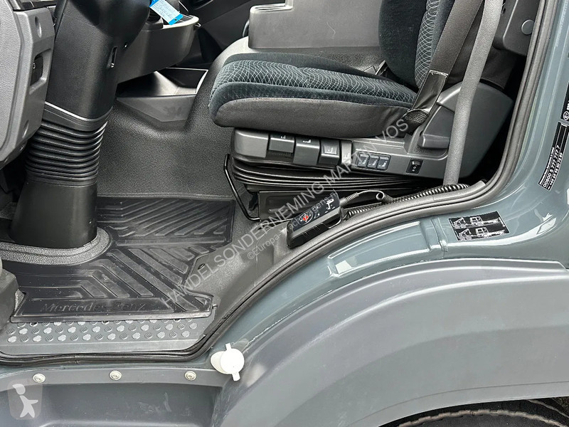 Kamion Mercedes 1224L EURO6. 2020. 735x249x260