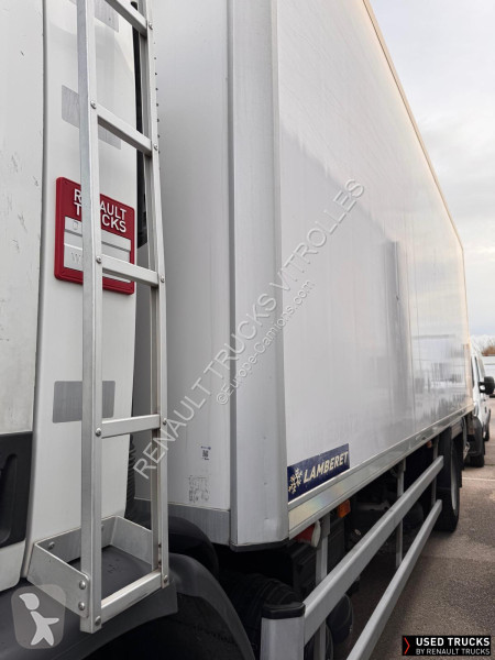 Kamion Renault D Wide