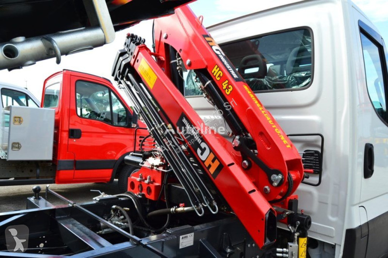 Veicolo commerciale Iveco 42 4 S