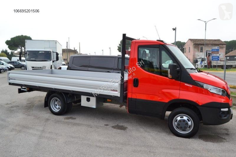 Veicolo commerciale Iveco DAILY 35C13