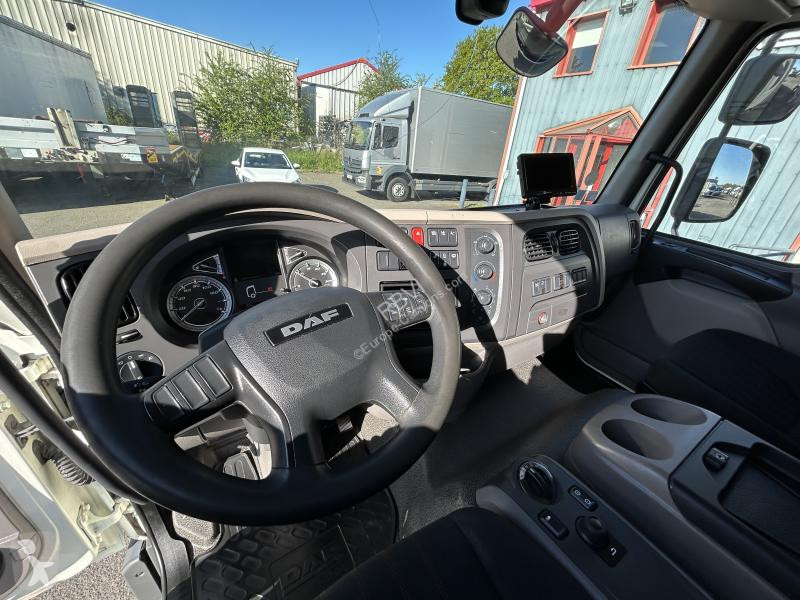 Camion DAF 320