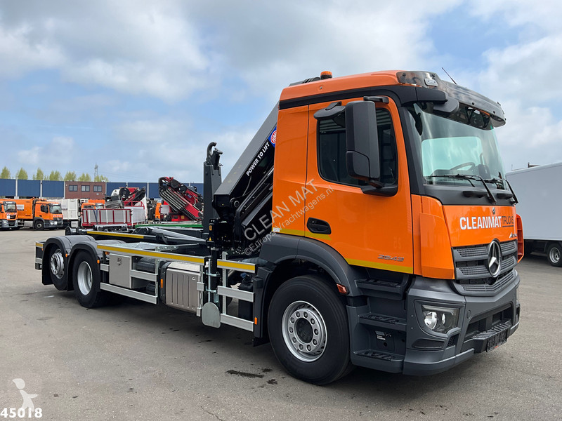 Camion Mercedes 2543 HMF 23 Tonmeter laadkraan