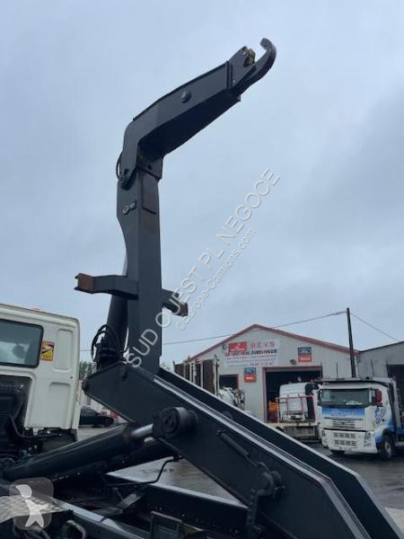 Camion DAF 410