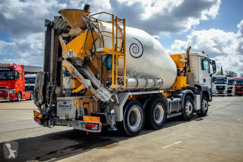 Camion MAN 32.400BB+LIEBHERR 8M³+BAND/TAPIS 16m