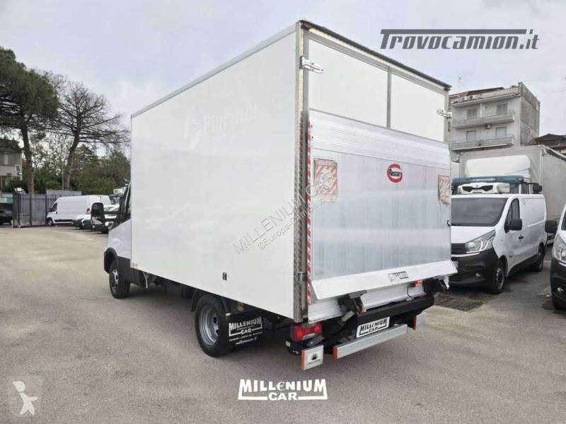 Veicolo commerciale Iveco 35-14 CASSA...