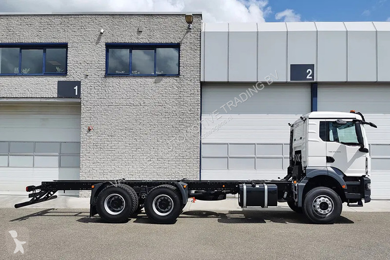 Camião MAN 33.400 BB CH Chassis Cabin (5 units)