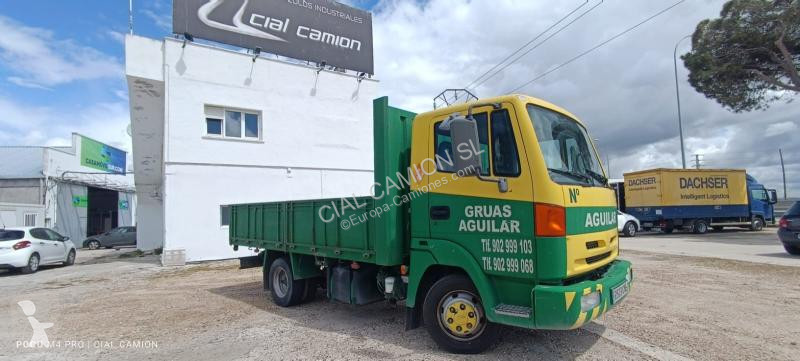 Camion Nissan 80.14