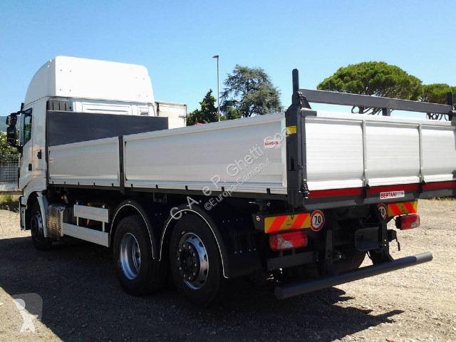 Vrachtwagen Iveco PESANTI STRADALI AS260S48Y/PS