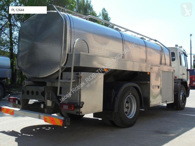 Camión Volvo FL220