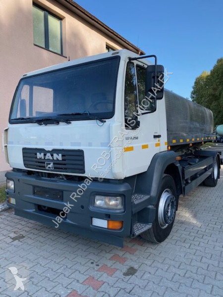 Lastbil MAN 18-250