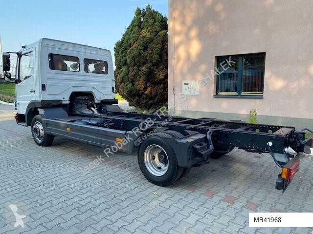 Camion Mercedes 818