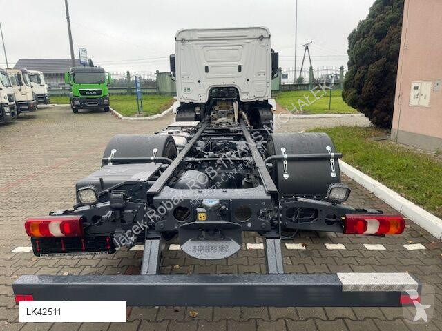 Camion Mercedes 18-46